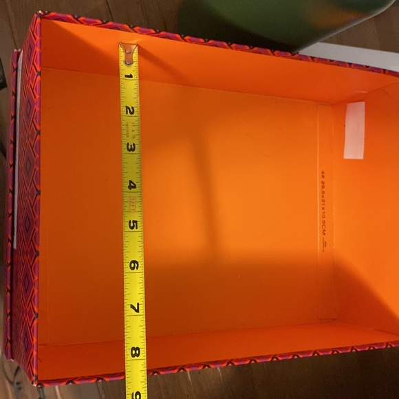 Tori Burch box - Picture 8 of 9